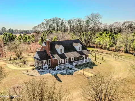 60 Callahan Road Orrum NC 28369
