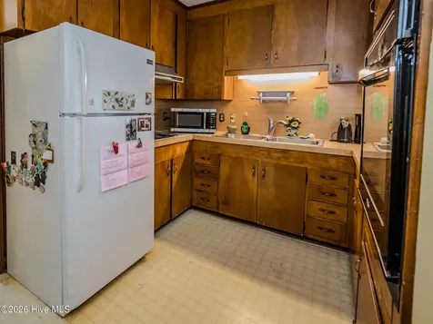 60 Callahan Road Orrum NC 28369