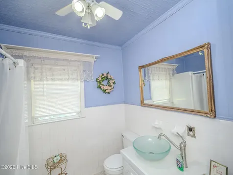 60 Callahan Road Orrum NC 28369