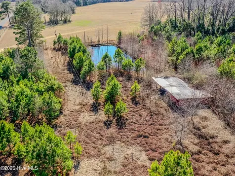 60 Callahan Road Orrum NC 28369