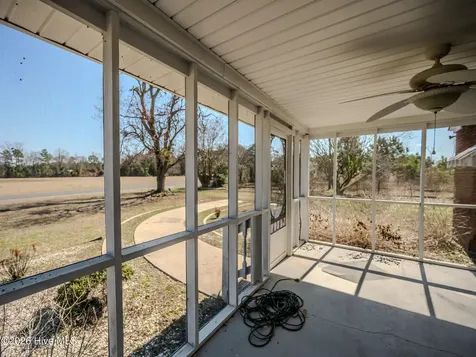 60 Callahan Road Orrum NC 28369