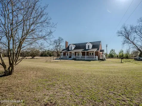 60 Callahan Road Orrum NC 28369