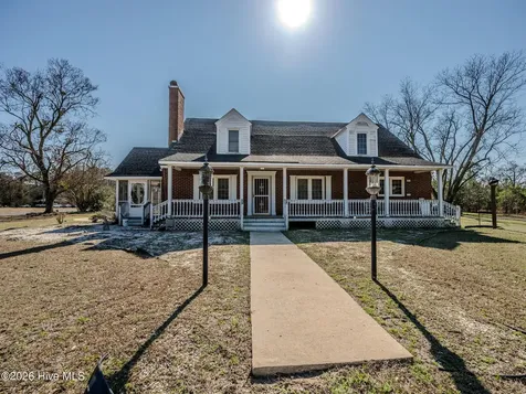 60 Callahan Road Orrum NC 28369