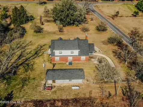 60 Callahan Road Orrum NC 28369