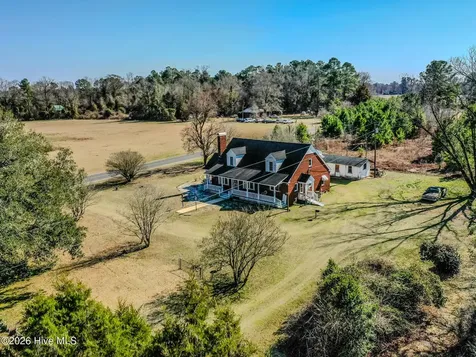 60 Callahan Road Orrum NC 28369
