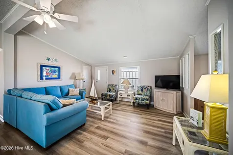 9105 W 9th Street Surf City NC 28445