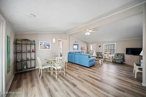 9105 W 9th Street Surf City NC 28445