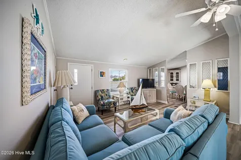 9105 W 9th Street Surf City NC 28445