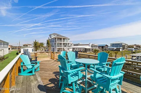 9105 W 9th Street Surf City NC 28445