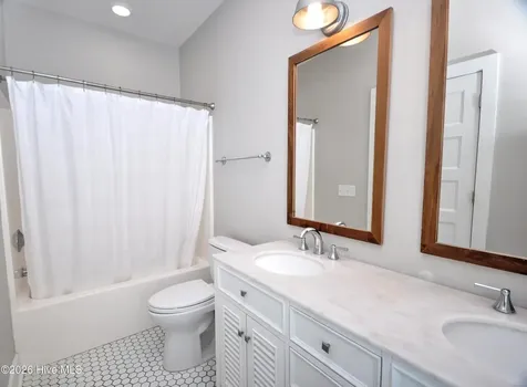 140 E First Street Ocean Isle Beach NC 28469