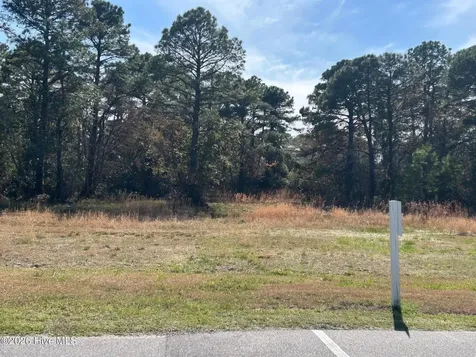 1609 Caracara Drive New Bern NC 28560