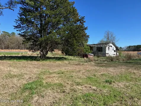 9249 Prison Camp Road Williamston NC 27892