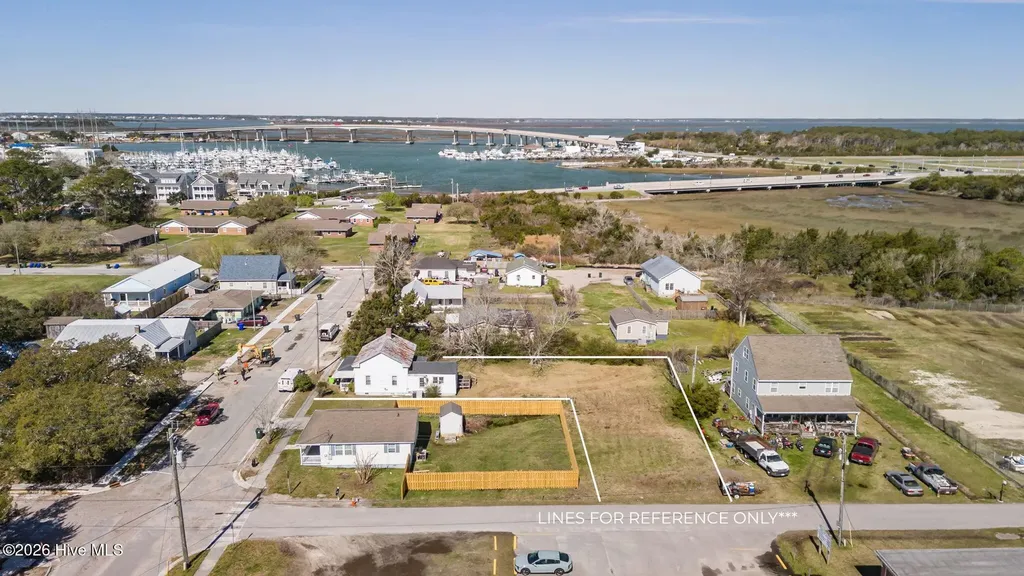 513 Mulberry Street Beaufort NC 28516