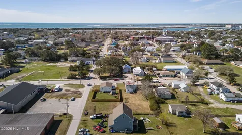 513 Mulberry Street Beaufort NC 28516