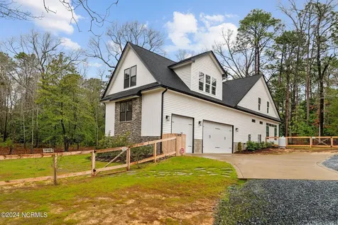 165 Riding Lane Southern Pines NC 28387