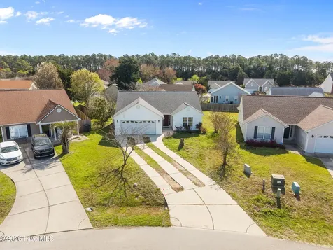 4940 Montserrat Drive Southport NC 28461