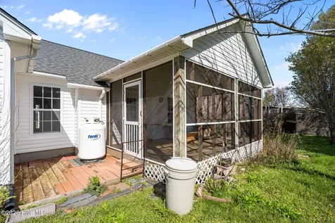 4940 Montserrat Drive Southport NC 28461