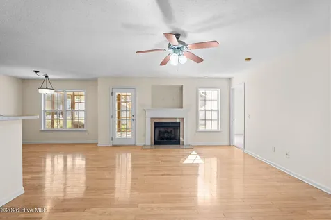 4940 Montserrat Drive Southport NC 28461