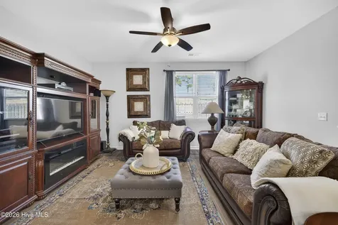 144 Windy Woods Way Wilmington NC 28401