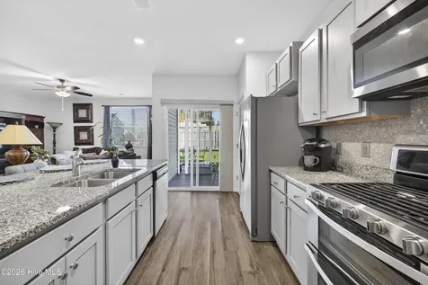 144 Windy Woods Way Wilmington NC 28401