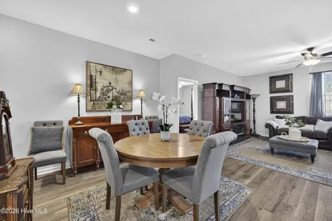 144 Windy Woods Way Wilmington NC 28401