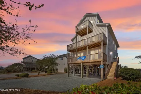 113 Anchor Drive Surf City NC 28445