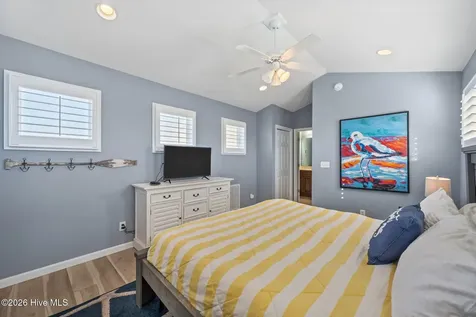 113 Anchor Drive Surf City NC 28445