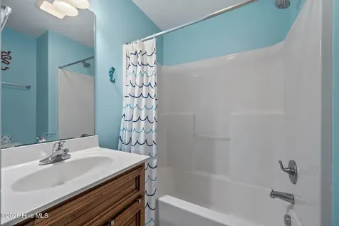 113 Anchor Drive Surf City NC 28445