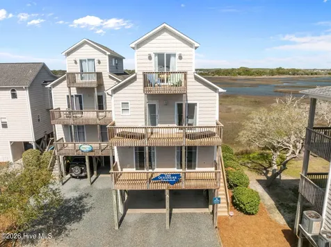 113 Anchor Drive Surf City NC 28445