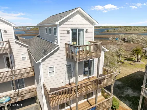 113 Anchor Drive Surf City NC 28445
