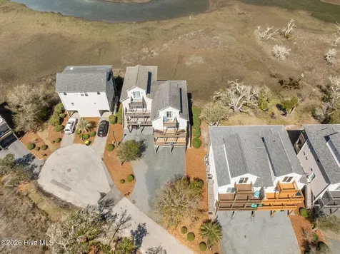 113 Anchor Drive Surf City NC 28445