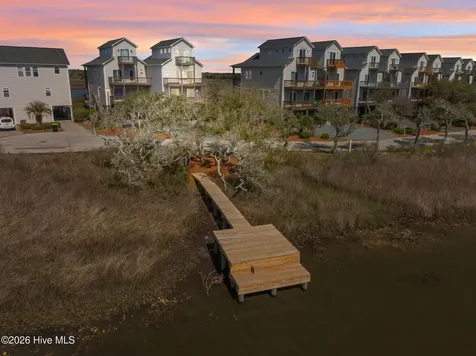 113 Anchor Drive Surf City NC 28445