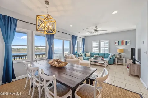 113 Anchor Drive Surf City NC 28445