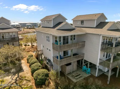 113 Anchor Drive Surf City NC 28445