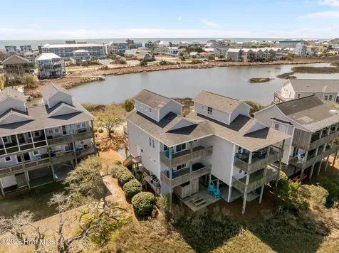 113 Anchor Drive Surf City NC 28445