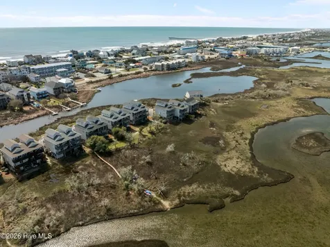 113 Anchor Drive Surf City NC 28445