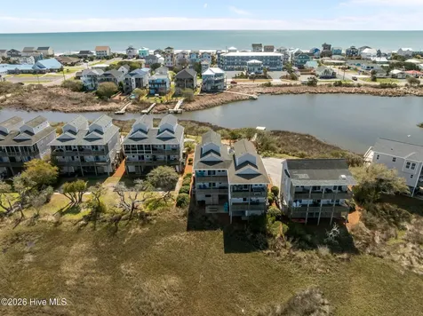113 Anchor Drive Surf City NC 28445