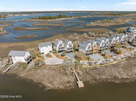 113 Anchor Drive Surf City NC 28445