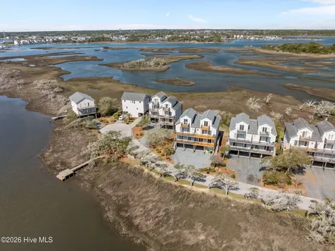 113 Anchor Drive Surf City NC 28445