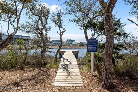 113 Anchor Drive Surf City NC 28445