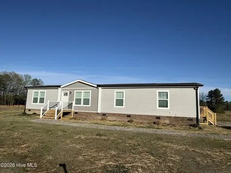 7600 Alice Court Castalia NC 27816