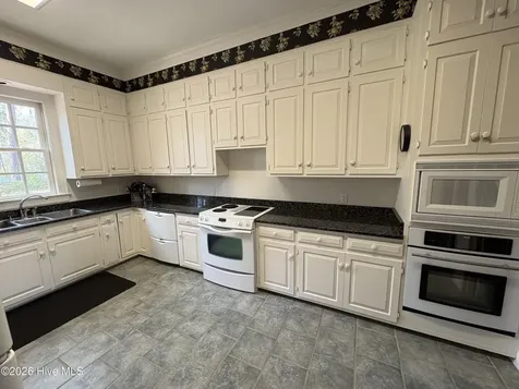214 Alderson Road Washington NC 27889
