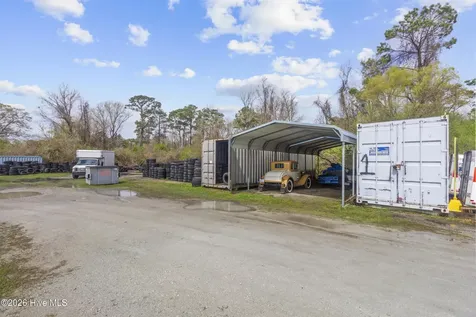 1215 Us 17 Highway N New Bern NC 28560
