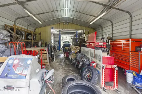 1215 Us 17 Highway N New Bern NC 28560