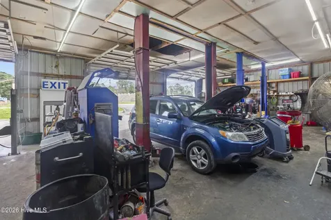1215 Us 17 Highway N New Bern NC 28560