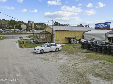 1215 Us 17 Highway N New Bern NC 28560