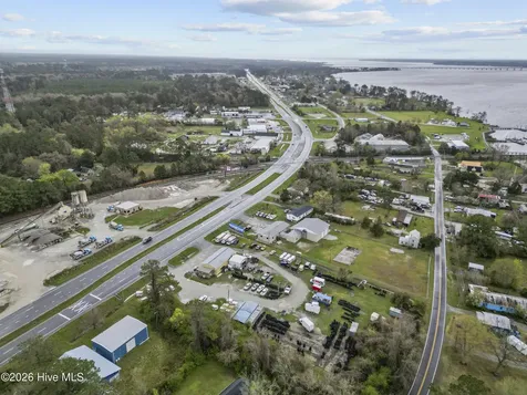 1215 Us 17 Highway N New Bern NC 28560