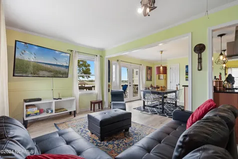 5802 E Yacht Drive Oak Island NC 28465
