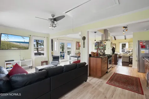 5802 E Yacht Drive Oak Island NC 28465
