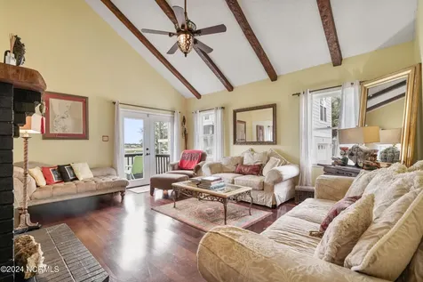 5802 E Yacht Drive Oak Island NC 28465